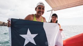 Nuevo récord de Bárbara Hernández: La primera sudamericana en cruzar el Canal Molokai en Hawai
