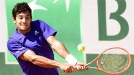 Cristian Garin desafía a Mackenzie McDonald por el paso a tercera ronda en Roland Garros