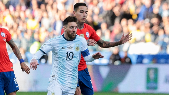 Martín Lasarte: Un jugador como Messi requiere de una atención especial