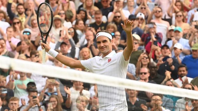 Un sólido Roger Federer se deshizo de Richard Gasquet y avanzó a tercera ronda en Wimbledon