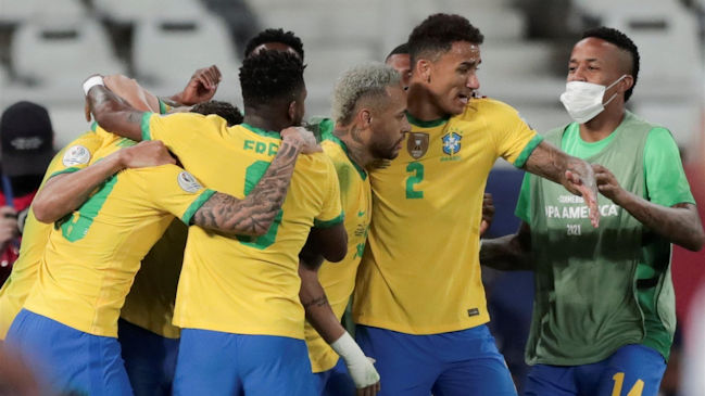 Brasil logró trabajado triunfo sobre Perú y se convirtió en finalista de la Copa América