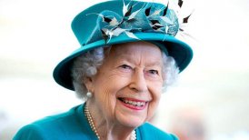 Reina Isabel II envió su apoyo a la selección inglesa en la Euro recordando el Mundial de 1966