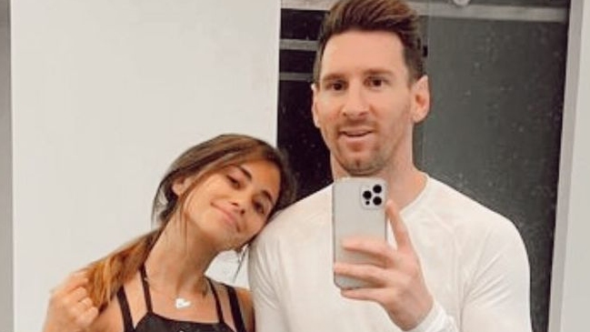 Messi se ganó varias bromas por su ropa en historia junto a Antonela Rocuzzo