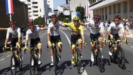 Tadej Pogacar cuidó su ventaja y se alzó en el Tour de Francia