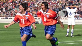 Zamorano y Salas fueron incluidos entre los mejores delanteros sudamericanos de la Champions