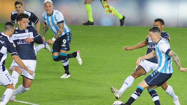 Gabriel Arias y Eugenio Mena vieron acción en gris empate de Racing con Gimnasia en la liga argentina