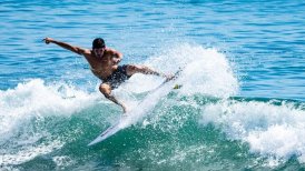 Manuel Selman quedó eliminado en la competencia de Surf en Tokio 2020