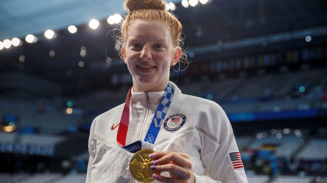 Adolescente Lydia Jacoby sorprendió a las favoritas y ganó oro en los 100 metros pecho