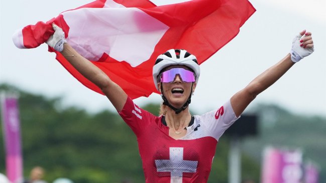 La suiza Jolanda Neff se proclamó campeona olímpica de mountain bike en Tokio 2020