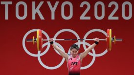 Kuo Hsing-Chun ganó oro y decretó nuevo récord olímpico en la halterofilia femenina de 59 kilos