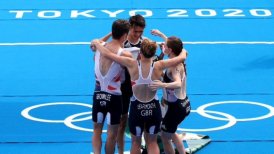 Gran Bretaña ganó medalla de oro en los relevos mixtos del Triatlón en los Juegos Olímpicos