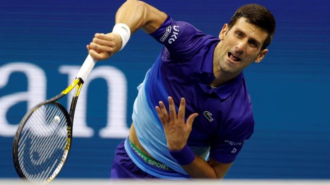 Novak Djokovic no se dejó sorprender por Holger Rune y avanzó en el US Open