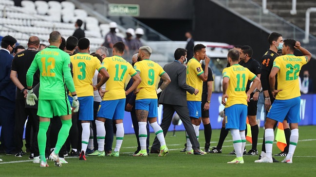 "Murió Brasil, dejó de ser una selección": La rabia de los hinchas argentinos tras la suspensión