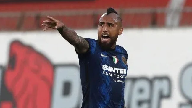 Inter de Vidal y Alexis buscará reponerse ante el Bologna de Medel en duelo de chilenos