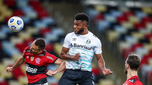 Flamengo de Mauricio Isla sufrió derrota en casa a manos de Gremio por el Brasileirao