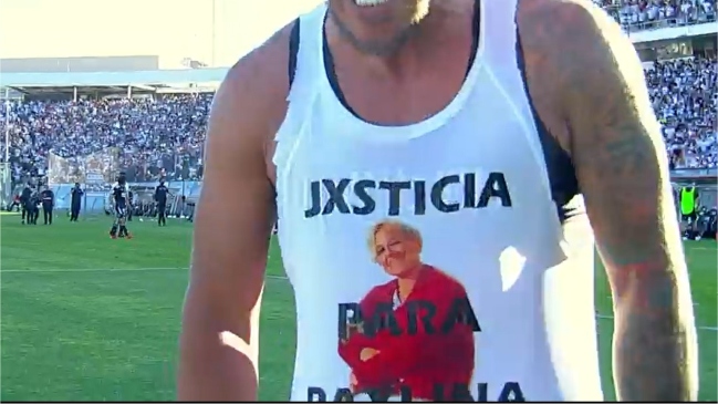 Javier Parraguez celebró gol de Colo Colo con camiseta especial dedicada a víctima de femicidio