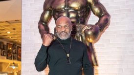 Mike Tyson fue objeto de burlas por estatua en Las Vegas