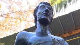 Colo Colo inaugurará estatua en honor a Francisco "Chamaco" Valdés en el Monumental