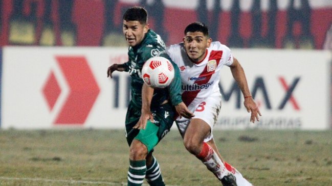 Un convulsionado Santiago Wanderers buscará no consumar su descenso ante Curicó Unido