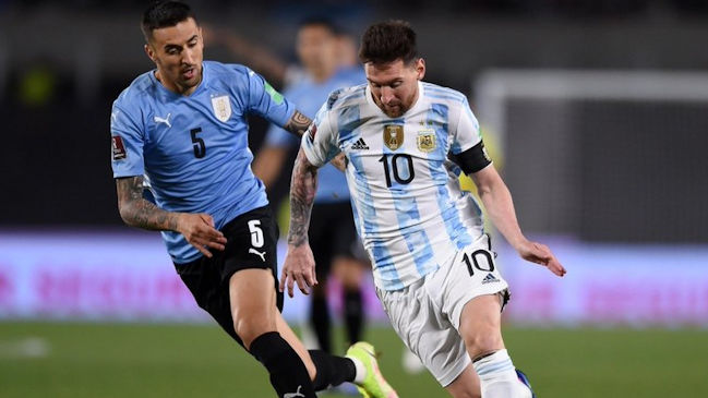 Uruguay recibe a una sólida Argentina con la necesidad de enmendar el rumbo en las Clasificatorias
