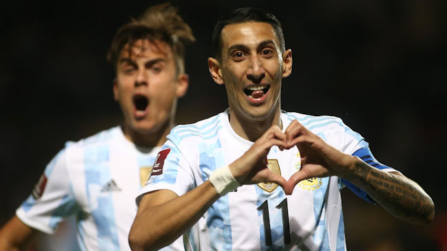 Argentina tumbó a Uruguay en Montevideo y se acercó a su objetivo de la clasificación a Qatar 2022