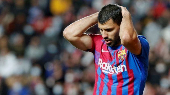 Sergio Agüero dejará el fútbol por sus problemas al corazón, según adelantó periodista catalán