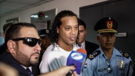 Ronaldinho arriesga volver a la cárcel por no pago de pensión alimenticia