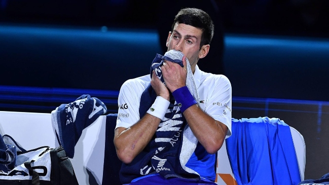 Australia respondió a padre de Djokovic y aseguró que vacunación no es un "chantaje"