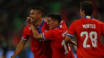 Chile won a good draw with Mexico in a duel in which several new faces appeared