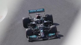 Lewis Hamilton fue el más rápido en segundo entrenamiento libre de Yas Marina, Verstappen cuarto