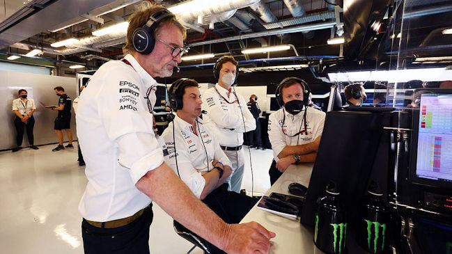 Mercedes presentó doble protesta a la FIA por el desenlace que tuvo el GP de Abu Dabi