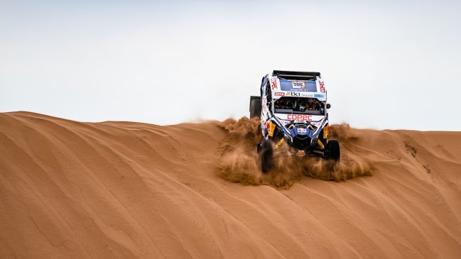 Francisco "Chaleco" López fue segundo y mira de cerca el liderato en el Dakar