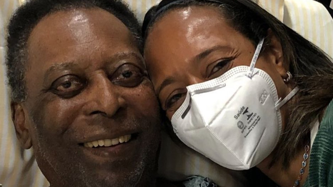 Hija de Pelé desmintió agravamiento de la salud de "O Rei"