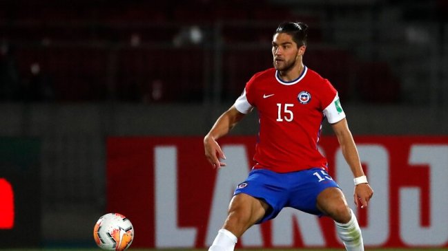 Francisco Sierralta fue liberado de la selección chilena tras arrojar positivo por Covid-19