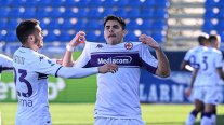 Fiorentina de Erick Pulgar batalló con un jugador menos para rescatar empate ante Cagliari