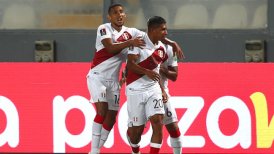 Perú "rescató" un empate ante Ecuador y acrecentó las exigencias para Chile
