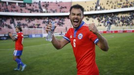 Cuatro chilenos integran el equipo ideal de la fecha 16 de las Clasificatorias