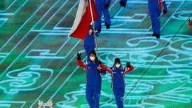 Dominique Ohaco y Henrik Von Appen se lucieron como abanderados de Chile en Beijing 2022