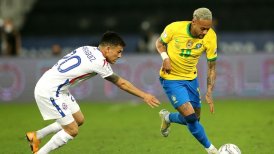 La Roja enfrenta un complejo desafío ante Brasil en su sueño de llegar al Mundial