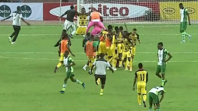Ghana volvió a clasificar a un Mundial tras ocho años con un sufrido empate contra Nigeria