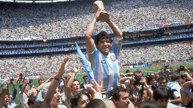 FIFA rindió emotivo homenaje a Diego Maradona y a los grandes ídolos que han partido