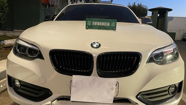 Carabineros recuperó automóvil robado en encerrona a futbolista de Audax Italiano