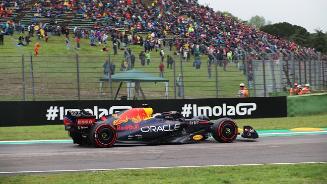 Max Verstappen saldrá por delante de Leclerc en el esprint de Imola