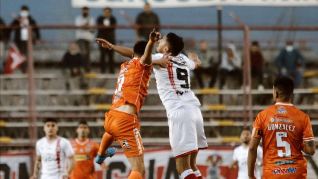 Unión San Felipe amargó a Cobreloa con un agónico empate tras grosero error de Matías Cano