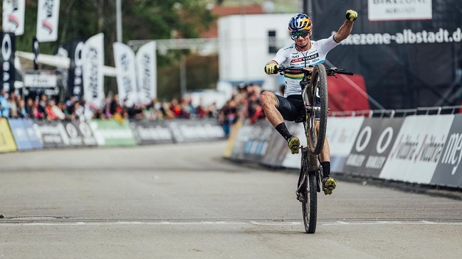 Martín Vidaurre alcanzó nuevo triunfo en la Copa del Mundo sub 23 de mountain bike