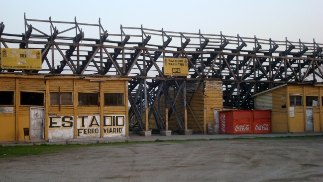 Se va una parte de la historia del fútbol chileno: Estadio Ferroviario será demolido