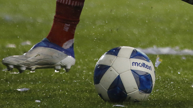 La lluvia obligó a suspender una gran cantidad de partidos en el Fútbol Femenino y Fútbol Joven