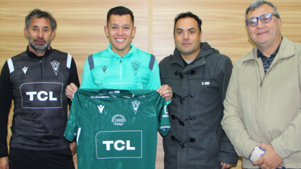Santiago Wanderers oficializó un nuevo retorno de Carlos Muñoz