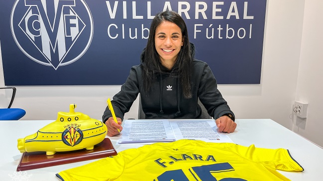 Zaguera chilena Francisca Lara renovó por dos temporadas con Villarreal