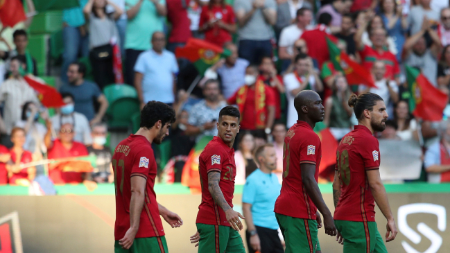 Portugal doblegó a República Checa y manda en su grupo en la Nations League